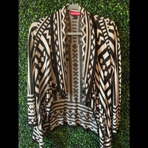 Black & White Sweater/Cardigan Size M